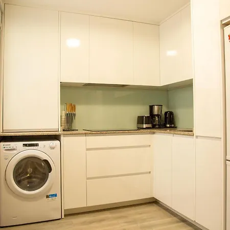 Pass The Keys Beachside Bliss: Chic 2-bed By The Sea Apartmán Torrevieja