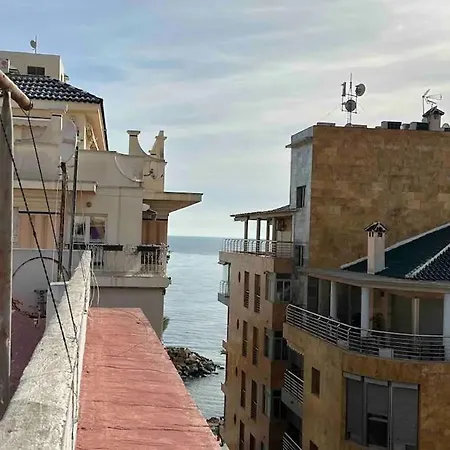 Apartmán Pass The Keys Beachside Bliss: Chic 2-bed By The Sea